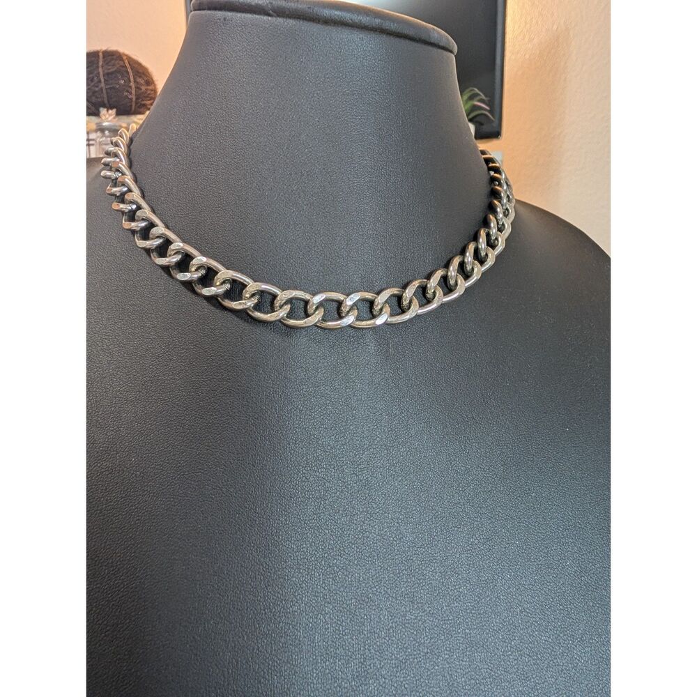 Vintage Heavy Silver Tone Polished Flat Curb Link Choker Chain Necklace, 16.5"